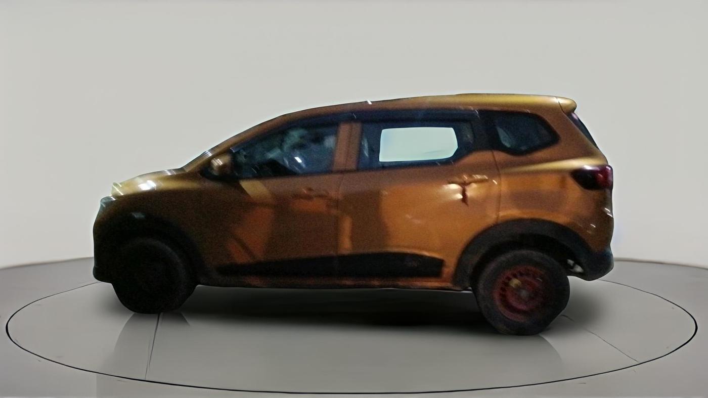 2020 Renault TRIBER RXL MT, CNG, Manual, 87,702 km, exterior