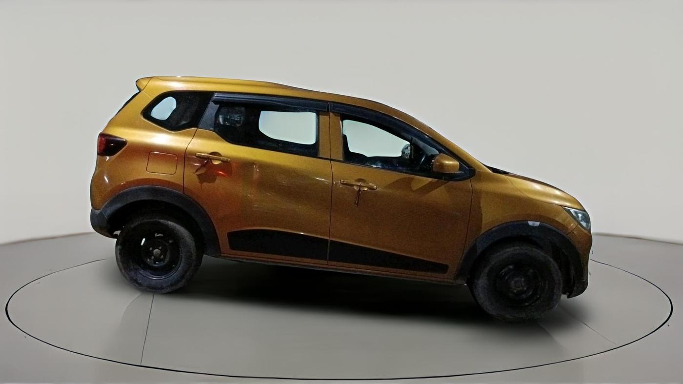 2020 Renault TRIBER RXL MT, CNG, Manual, 87,702 km, exterior