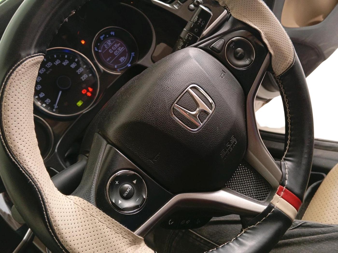 2022 Honda City 1.5L I-VTEC V MT 4TH GEN, Petrol, Manual, 1,01,535 km, interior