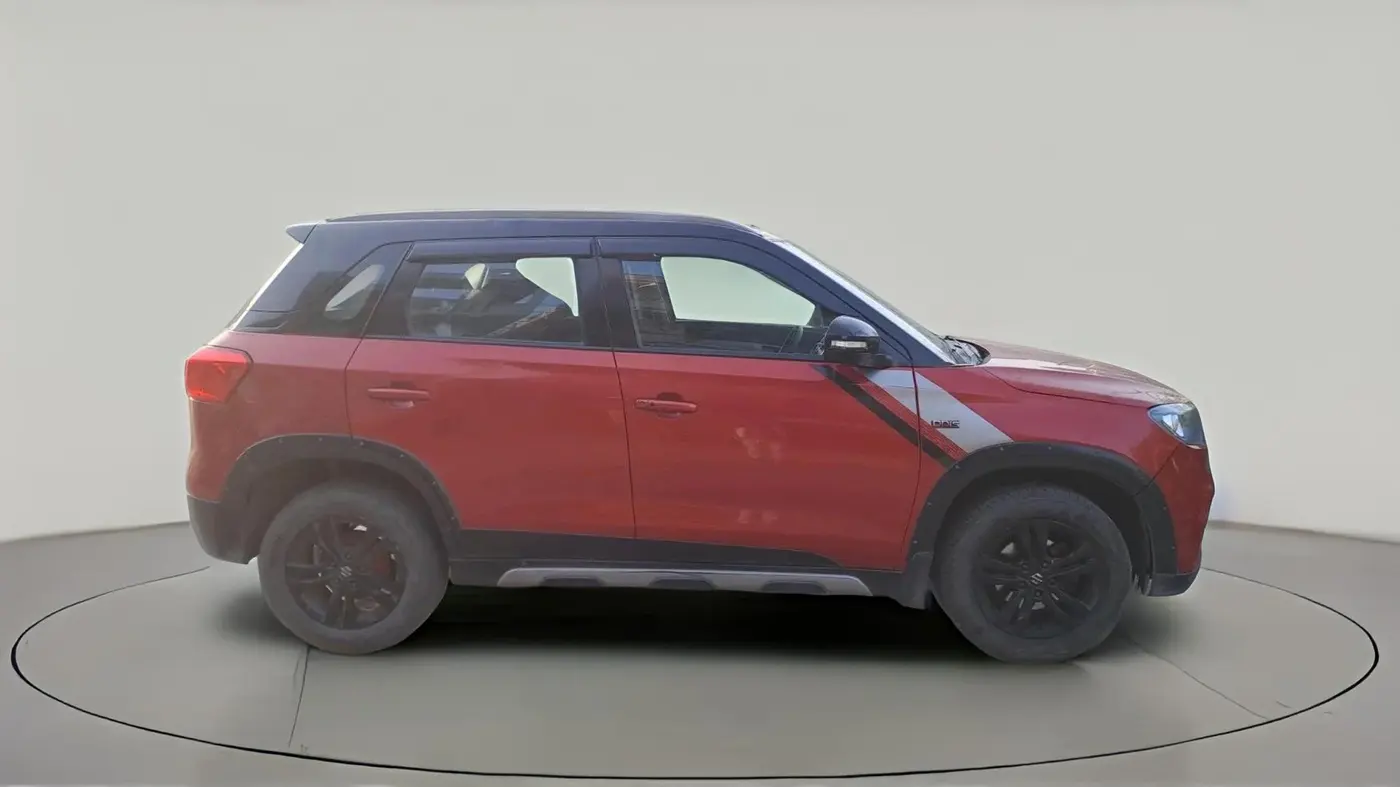 2018 Maruti Vitara Brezza ZDI PLUS DUAL TONE, Diesel, Manual, 84,815 km, exterior