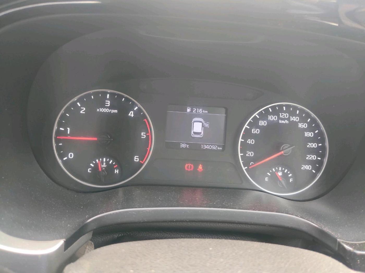 2020 KIA SELTOS HTK PLUS 1.5 DIESEL, Diesel, Manual, 1,34,092 km, interior