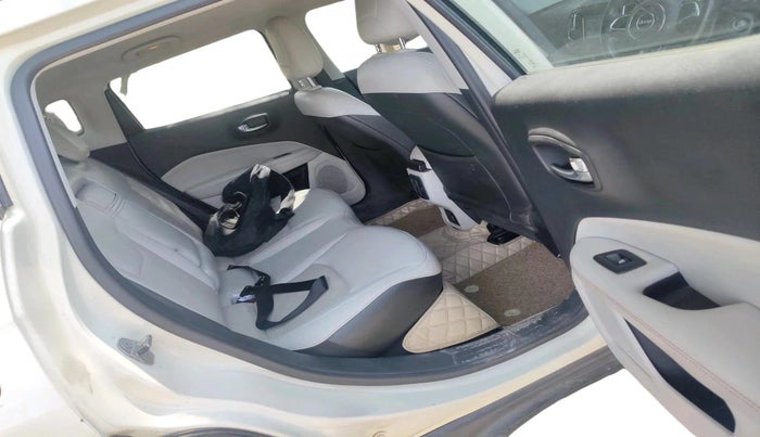 2018 Jeep Compass LIMITED 2.0 DIESEL, Diesel, Manual, 1,32,039 km, interior