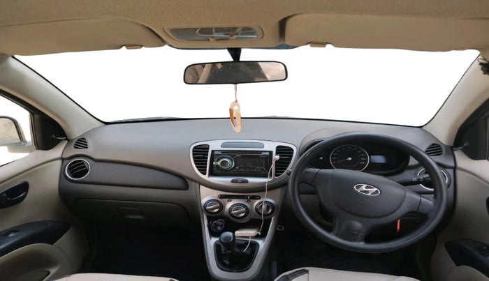 2015 Hyundai i10 MAGNA 1.1, Petrol, Manual, 82,542 km, interior