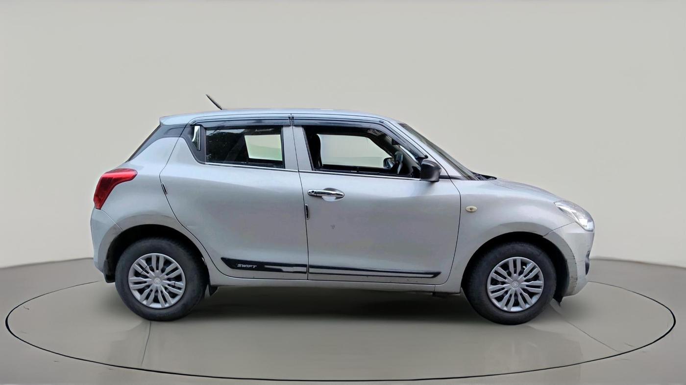 2020 Maruti Swift LXI, CNG, Manual, 1,45,051 km, exterior