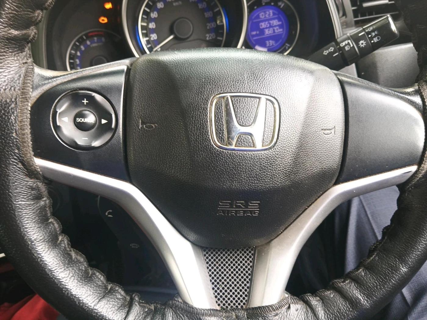 2015 Honda Jazz 1.2L I-VTEC V, Petrol, Manual, 65,798 km, interior