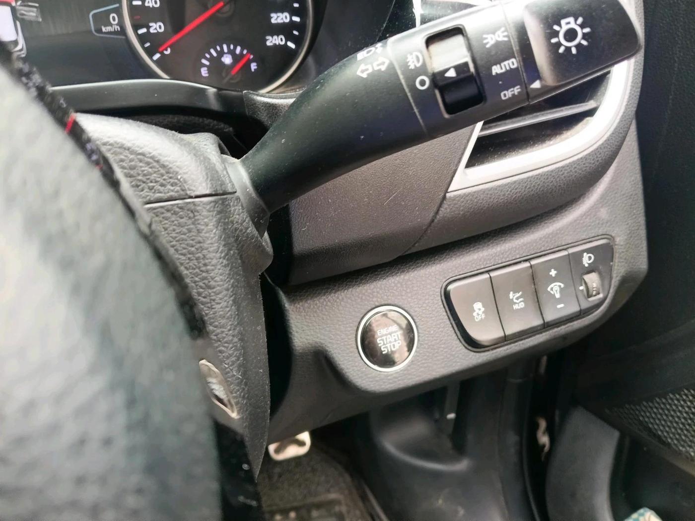 2021 KIA SELTOS GTX PLUS AT 1.5 DIESEL, Diesel, Automatic, 64,080 km, interior