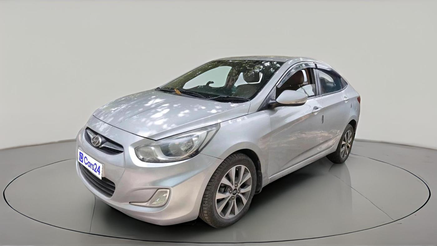 2014 Hyundai Verna FLUIDIC 1.6 VTVT SX, Petrol, Manual, 72,657 km, exterior