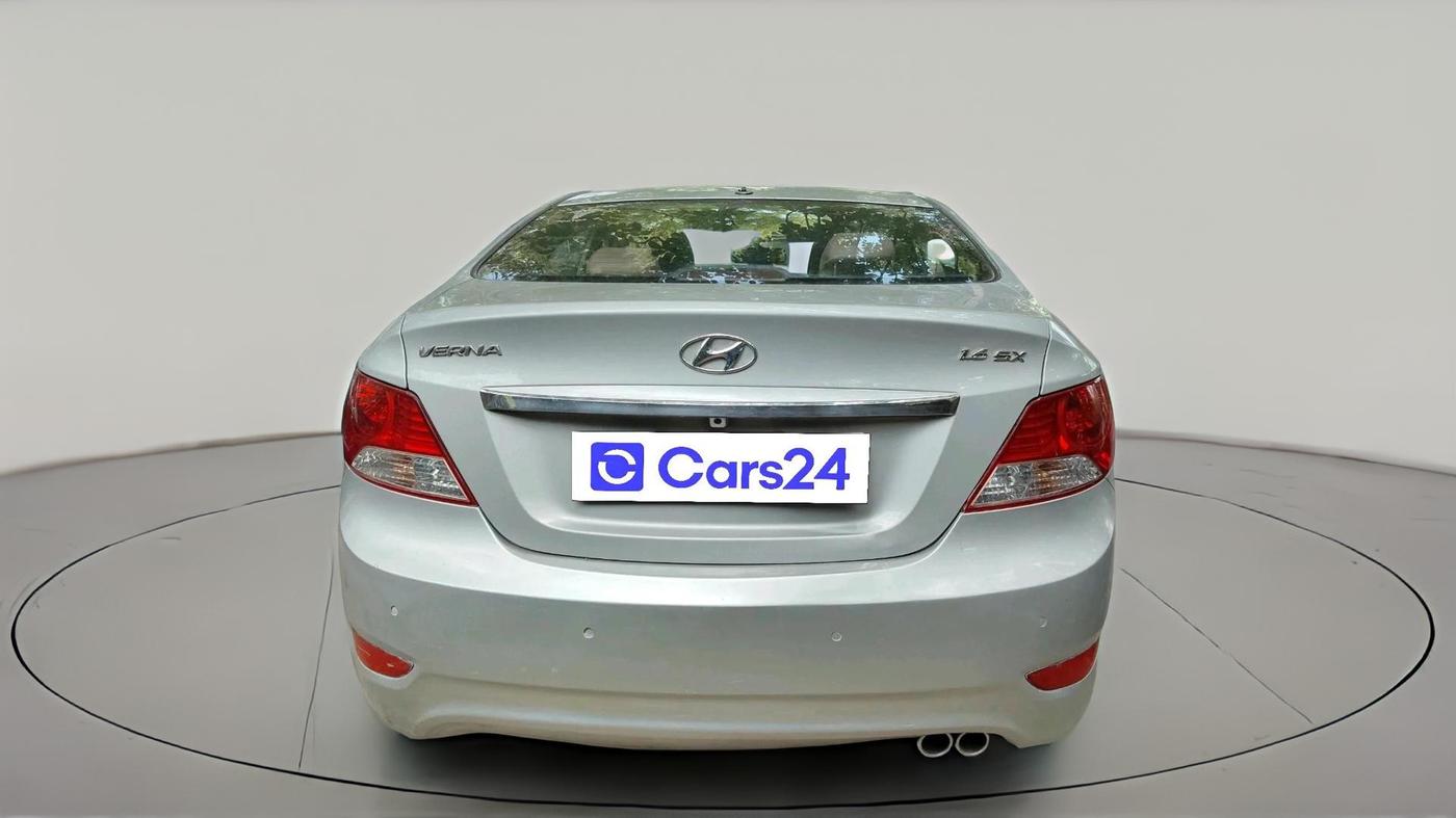 2014 Hyundai Verna FLUIDIC 1.6 VTVT SX, Petrol, Manual, 72,657 km, exterior