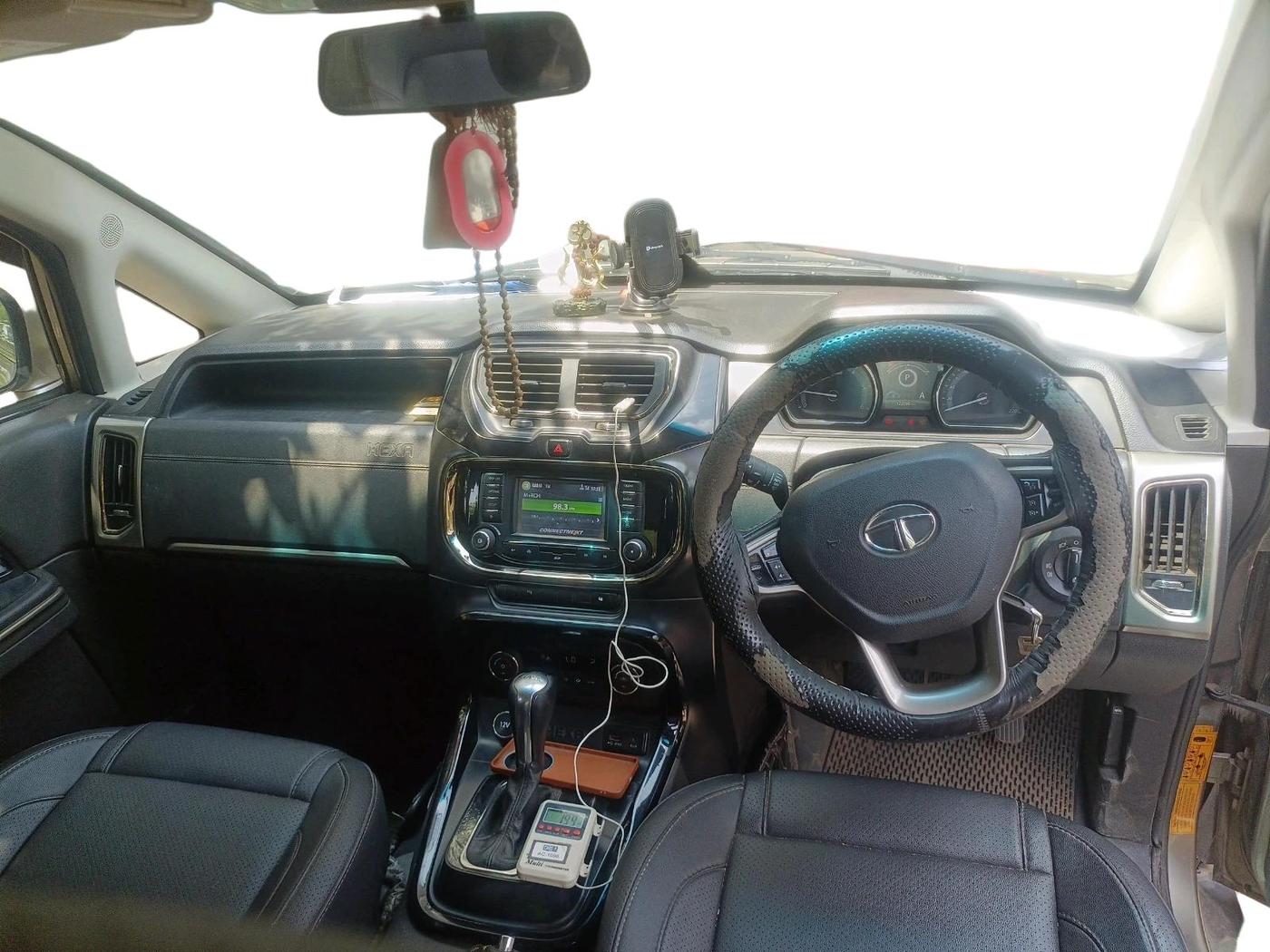 2017 Tata Hexa XTA 4X2 6 STR, Diesel, Automatic, 1,22,190 km, interior