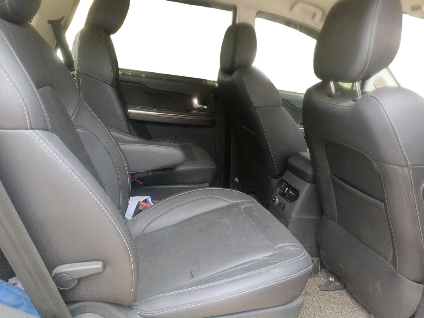 2017 Tata Hexa XTA 4X2 6 STR, Diesel, Automatic, 1,22,190 km, interior