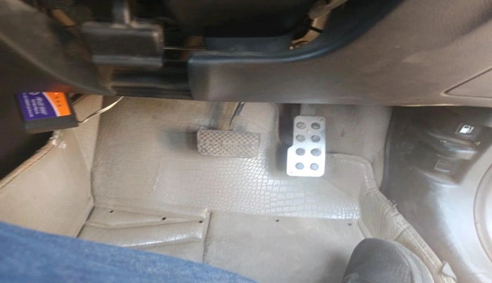 2015 Honda City 1.5L I-VTEC SV CVT, CNG, Automatic, 1,23,252 km, interior