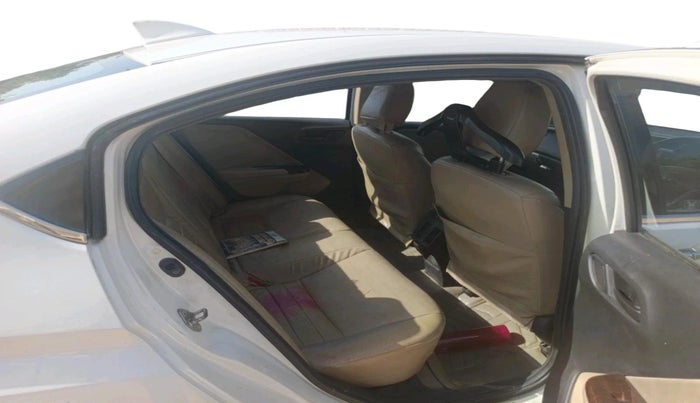 2015 Honda City 1.5L I-VTEC SV CVT, CNG, Automatic, 1,23,252 km, interior