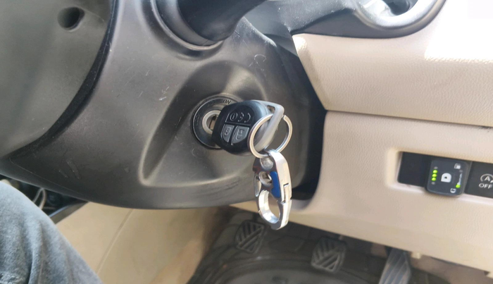 2020 Maruti Dzire VXI, Petrol, Manual, 1,15,766 km, interior