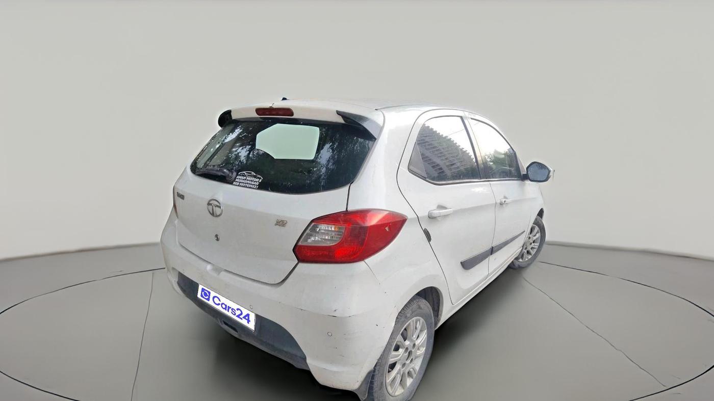 2018 Tata Tiago XZ DIESEL, Diesel, Manual, 1,16,575 km, exterior