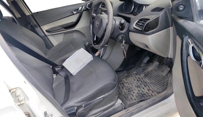 2018 Tata Tiago XZ DIESEL, Diesel, Manual, 1,16,575 km, interior