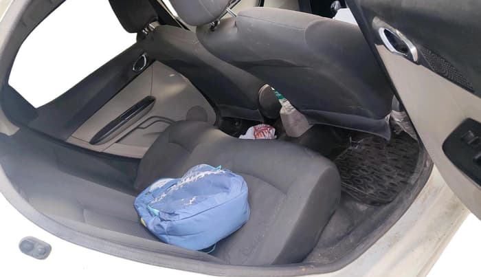 2018 Tata Tiago XZ DIESEL, Diesel, Manual, 1,16,575 km, interior