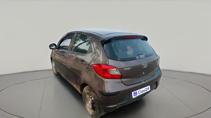 2017 Tata Tiago XTA PETROL, Petrol, Automatic, 76,619 km, exterior