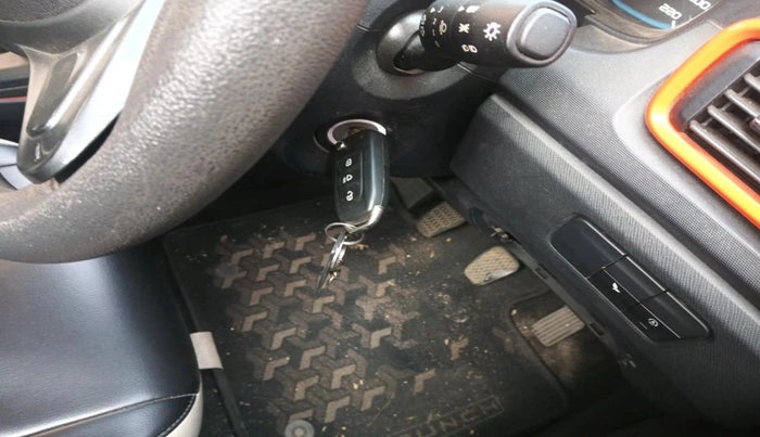 2021 Tata PUNCH ADVENTURE MT, Petrol, Manual, 18,781 km, interior