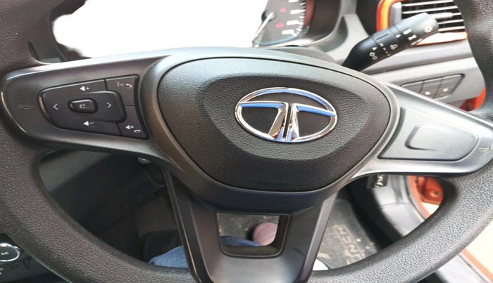 2021 Tata PUNCH ADVENTURE MT, Petrol, Manual, 18,781 km, interior