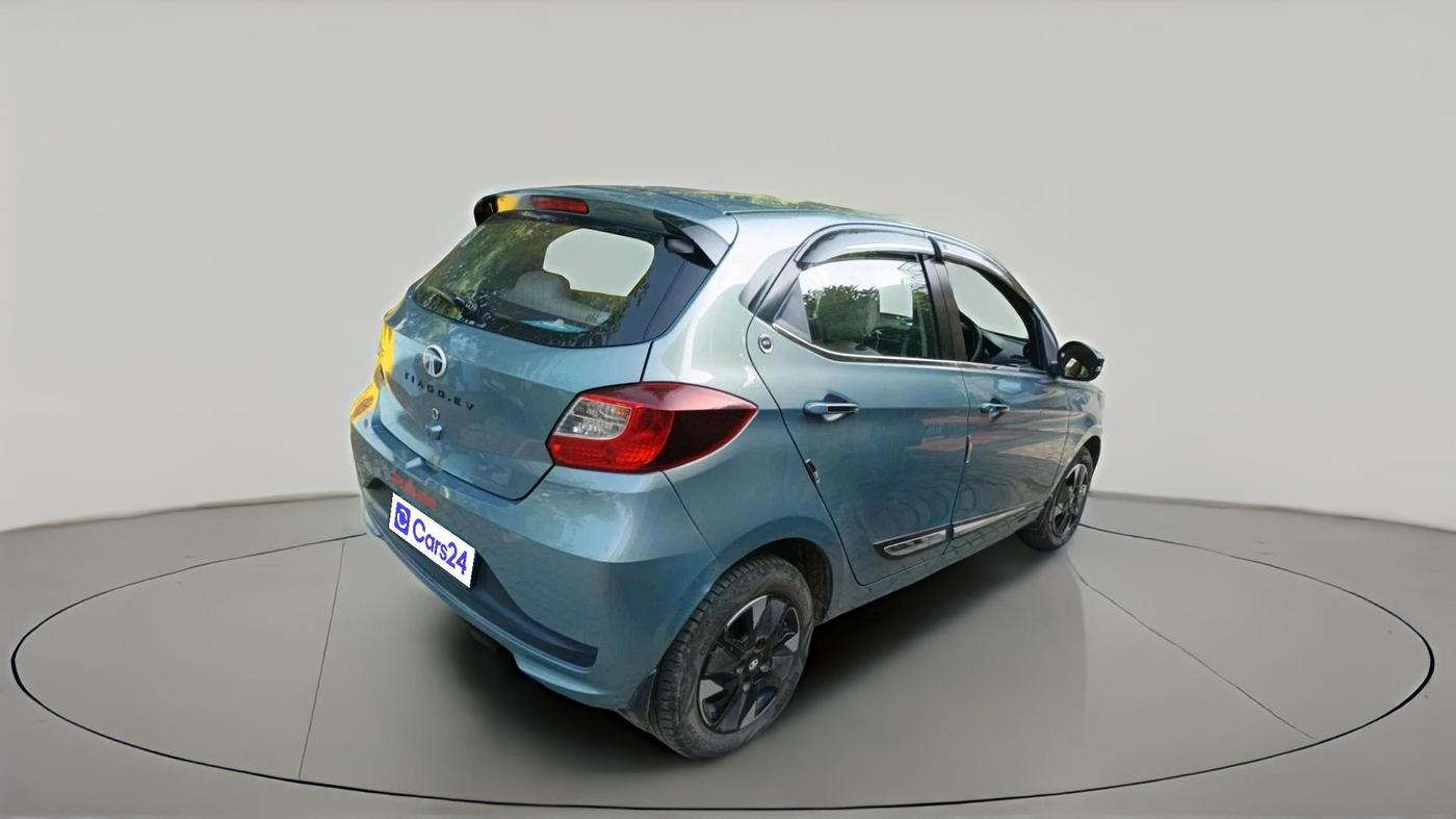2024 Tata TIAGO EV XZ PLUS LONG RANGE, Electric, Automatic, 44,906 km, exterior