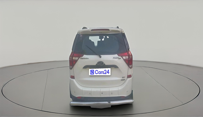 2018 Mahindra XUV500 W7 AT, Diesel, Automatic, 50,410 km, exterior