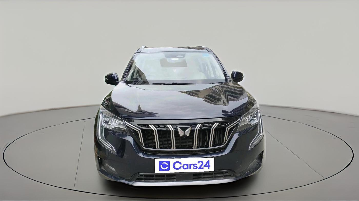 2022 Mahindra XUV700 AX 7 LUXURY P AT 7 STR, Petrol, Automatic, 15,438 km, exterior