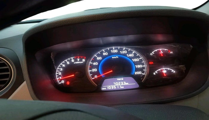 2014 Hyundai Grand i10 SPORTZ 1.2 KAPPA VTVT, Petrol, Manual, 1,03,511 km, interior