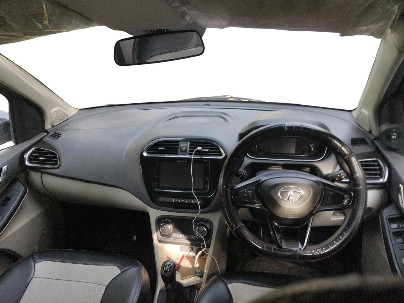 2022 Tata TIGOR XZ PLUS CNG, CNG, Manual, 1,22,548 km, interior