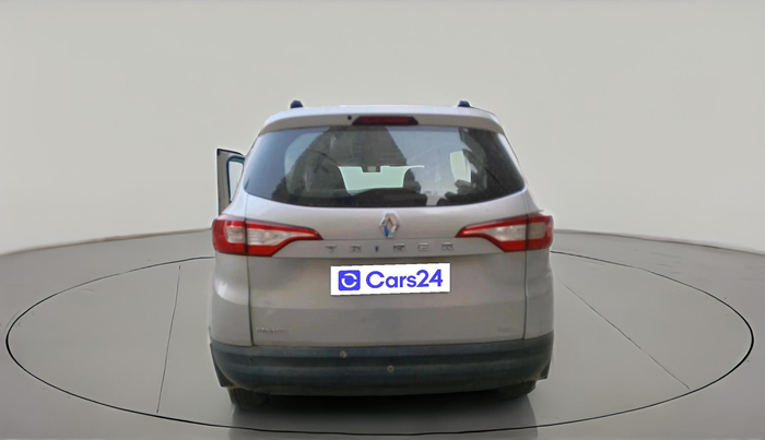 2020 Renault TRIBER RXE MT, Petrol, Manual, 31,636 km, exterior