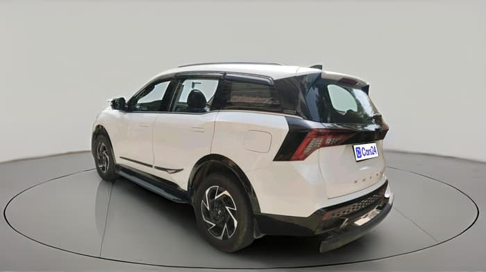 2026 Mahindra XUV 7XO AX7 2WD Petrol 2.0L Turbo Manual 7 STR, Petrol, Manual, 4,318 km, exterior