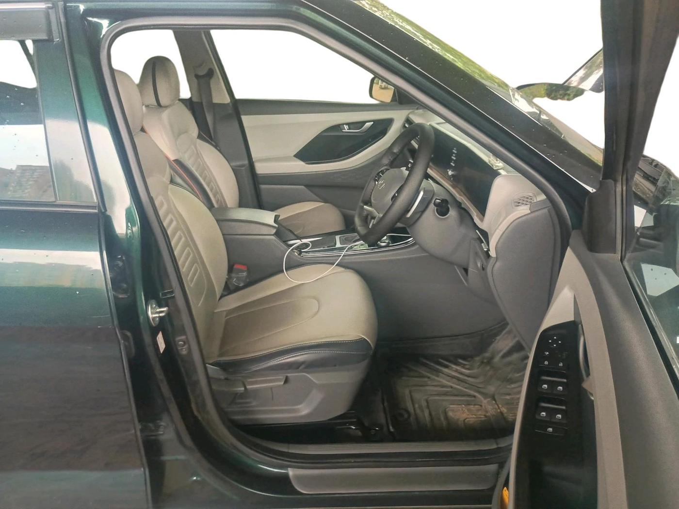 2024 Hyundai Creta 1.5 S (O) MPi iVT, Petrol, Automatic, 20,276 km, interior