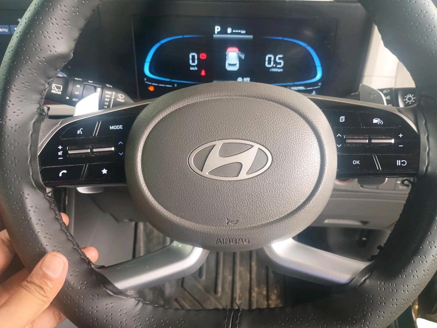 2024 Hyundai Creta 1.5 S (O) MPi iVT, Petrol, Automatic, 20,276 km, interior