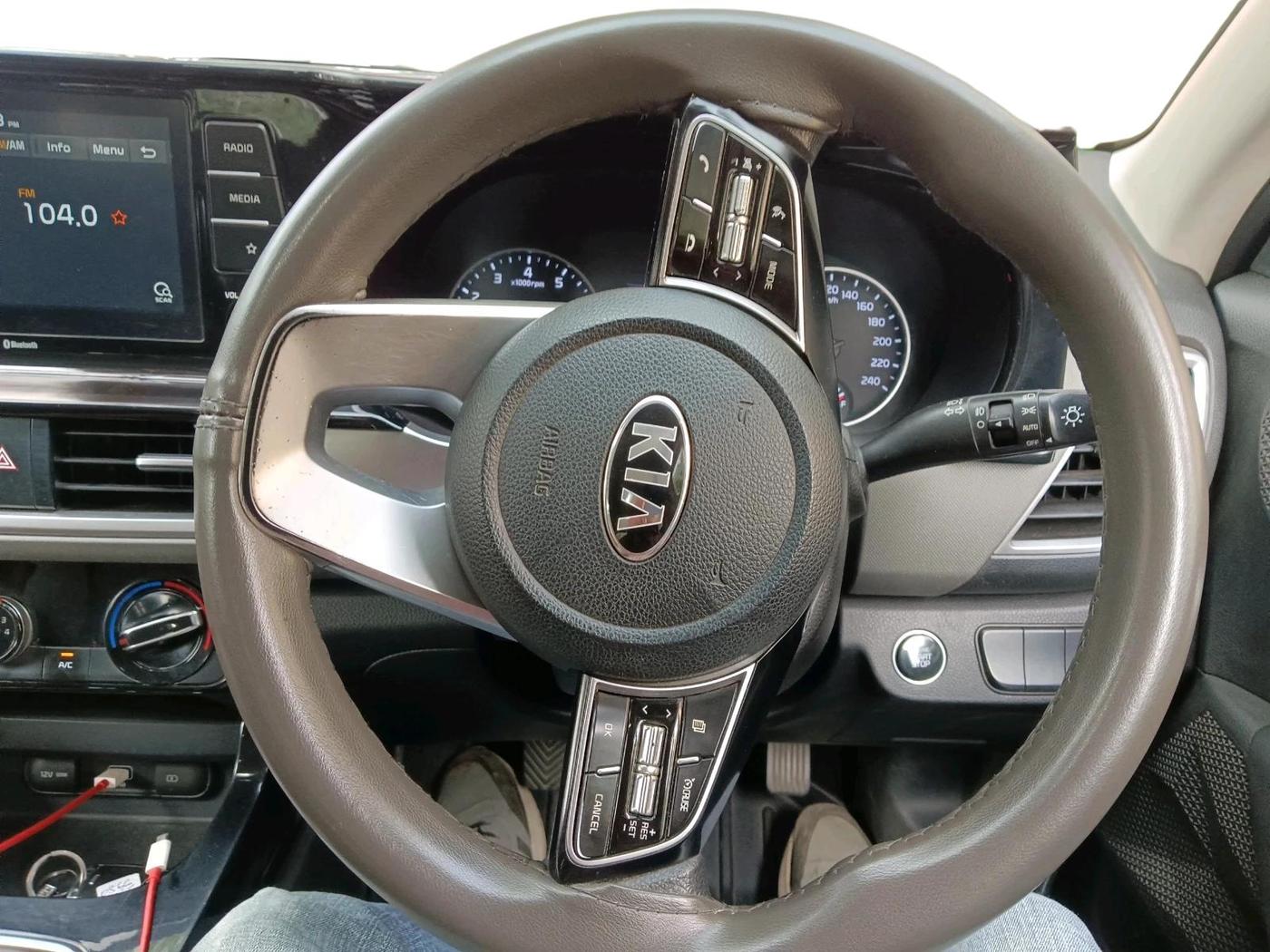 2019 KIA SELTOS HTK PLUS 1.5, Petrol, Manual, 86,898 km, interior