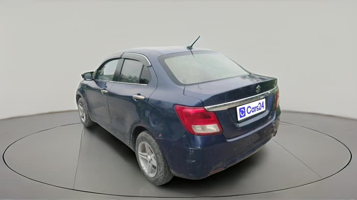 2017 Maruti Dzire VXI AMT, CNG, Automatic, 1,13,711 km, exterior