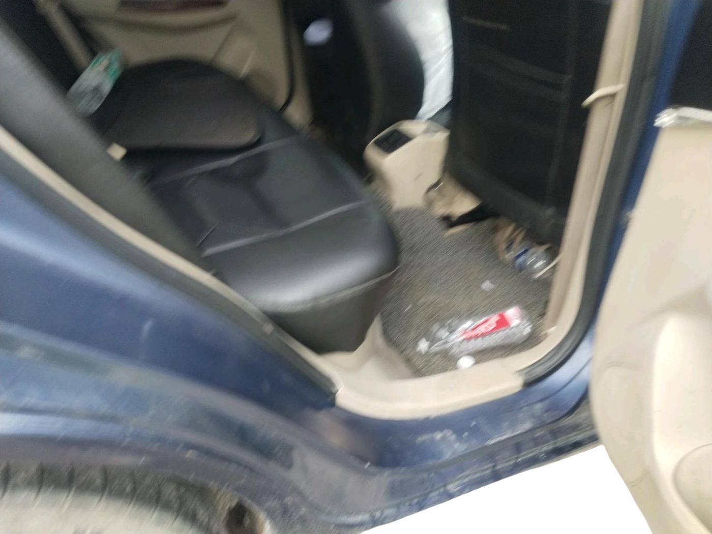 2017 Maruti Dzire VXI AMT, CNG, Automatic, 1,13,711 km, interior