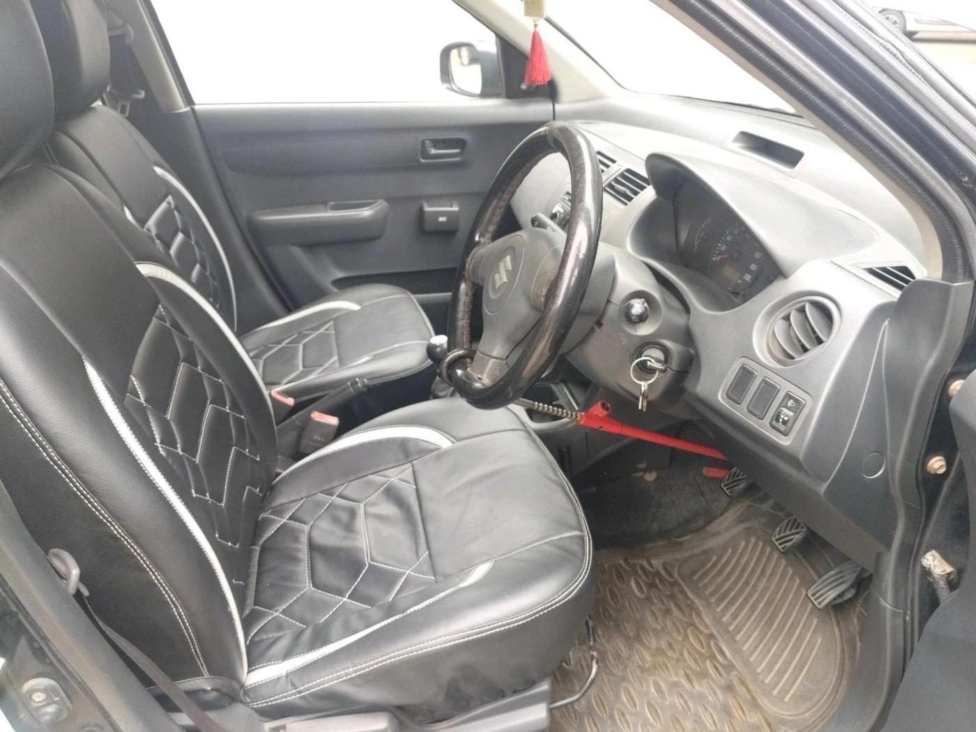 2011 Maruti Swift LXI, Petrol, Manual, 90,823 km, interior