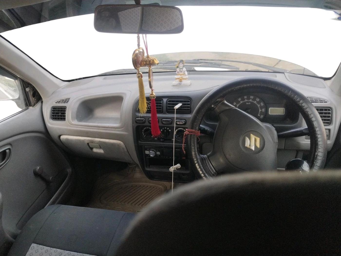 2011 Maruti Alto K10 LXI, CNG, Manual, 1,08,033 km, interior