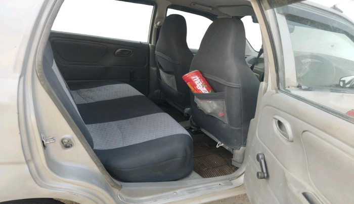 2011 Maruti Alto K10 LXI, CNG, Manual, 1,08,033 km, interior