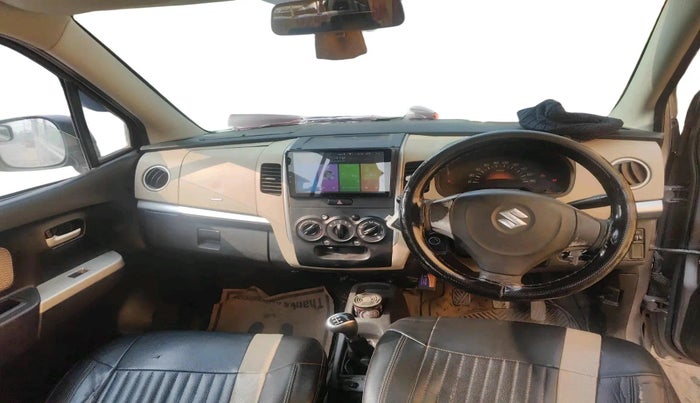 2017 Maruti Wagon R 1.0 LXI CNG, CNG, Manual, 1,29,427 km, interior