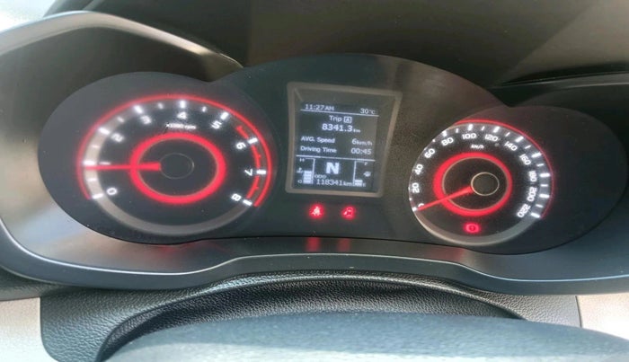 2019 Mahindra XUV300 W8 (O) 1.2 PETROL, Petrol, Manual, 1,18,341 km, interior