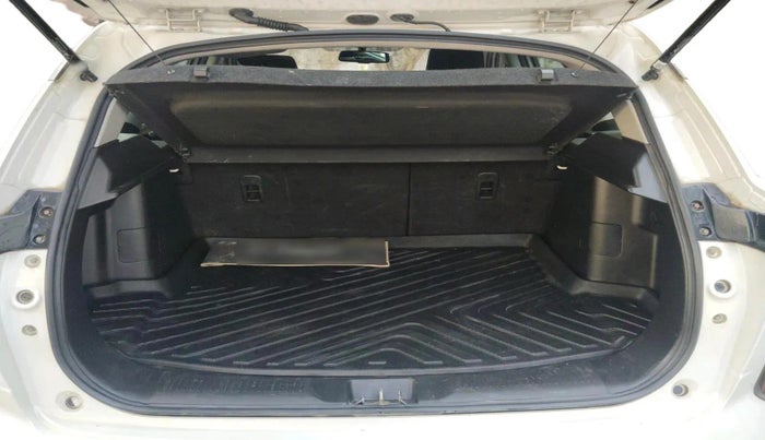 2022 Maruti Grand Vitara ALPHA SMART HYBRID, Petrol, Manual, 62,519 km, exterior