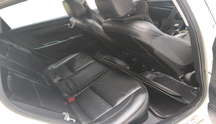 2023 Hyundai NEW I20 ASTA (O) 1.2 MT, Petrol, Manual, 39,517 km, interior