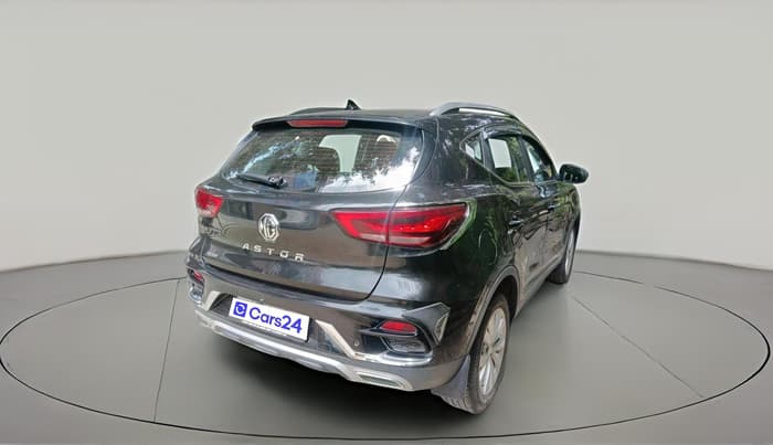 2024 MG ASTOR Select 1.5 CVT (Ivory), Petrol, Automatic, 8,137 km, exterior