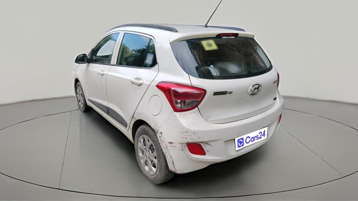 2015 Hyundai Grand i10 SPORTZ 1.2 KAPPA VTVT, Petrol, Manual, 67,266 km, exterior