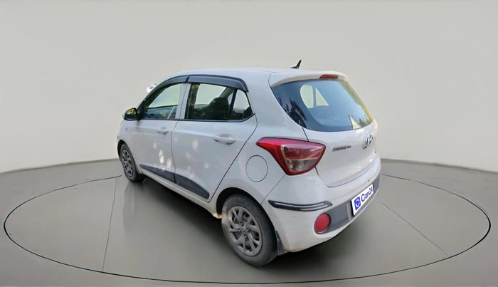 2017 Hyundai Grand i10 MAGNA 1.2 KAPPA VTVT, Petrol, Manual, 1,21,663 km, exterior