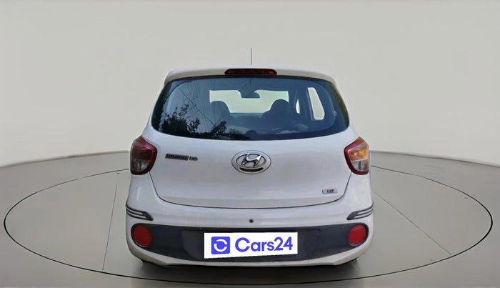 2017 Hyundai Grand i10 MAGNA 1.2 KAPPA VTVT, Petrol, Manual, 1,21,663 km, exterior