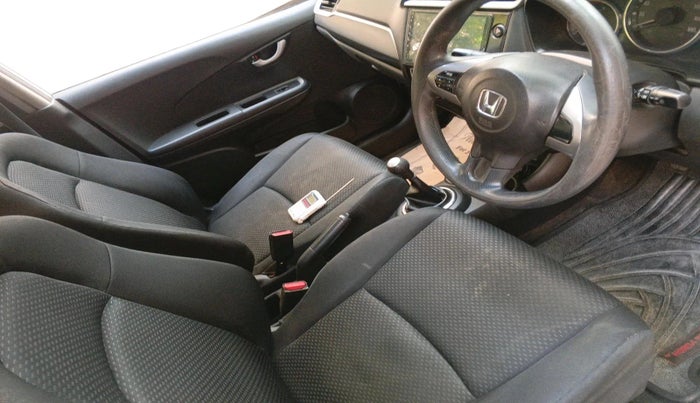 2016 Honda BR-V 1.5L I- DTEC V, Diesel, Manual, 1,20,157 km, interior