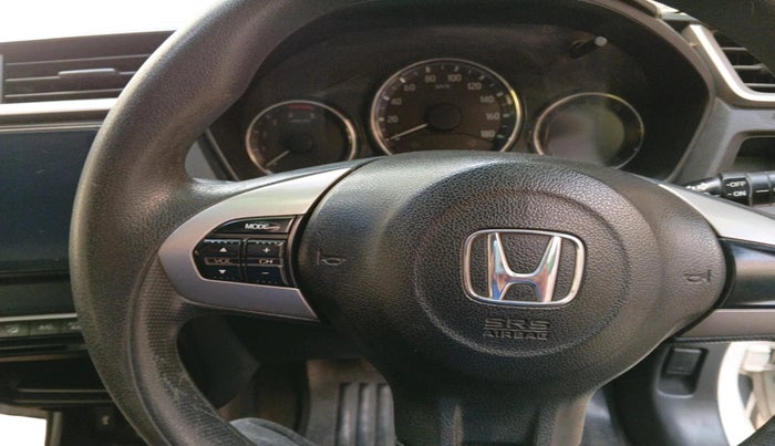 2016 Honda BR-V 1.5L I- DTEC V, Diesel, Manual, 1,20,157 km, interior