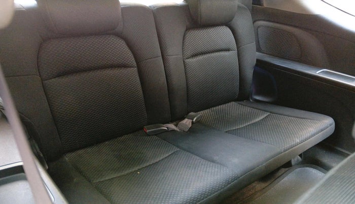 2016 Honda BR-V 1.5L I- DTEC V, Diesel, Manual, 1,20,157 km, interior