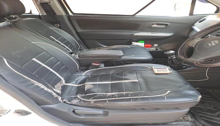 2012 Maruti Wagon R 1.0 LXI, CNG, Manual, 1,54,925 km, interior